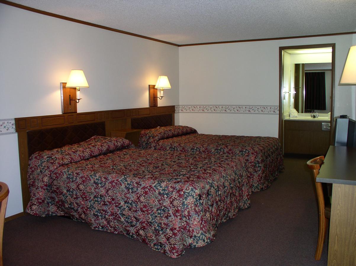 Arbor Inn Of Historic Marshall Extérieur photo